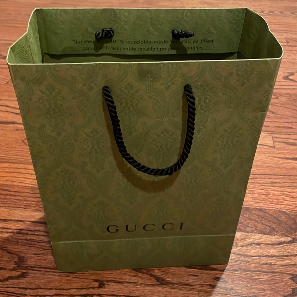 Gucci paper bag